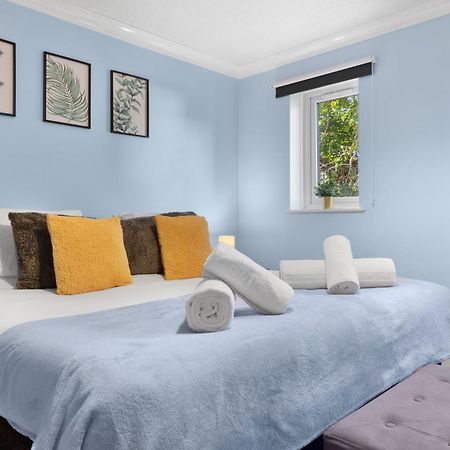 Watford Cozy Full Home - Perfect For Harry Potter Studios! المظهر الخارجي الصورة